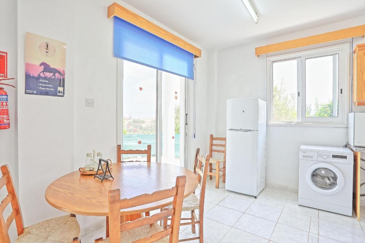 Villa Aphrodite Finiki Polis ภายนอก รูปภาพ