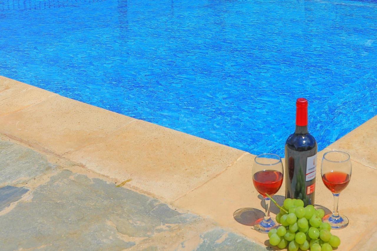 Villa Aphrodite Finiki Polis ภายนอก รูปภาพ